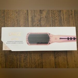 L'ange Le Vite Pink Brush Straightener